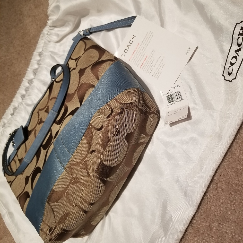 Cute Tan/blue Coach bucket handbag